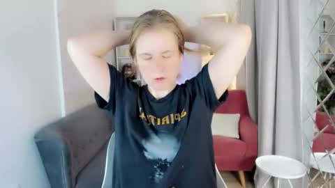 Jade online show from 1, 11, 2025