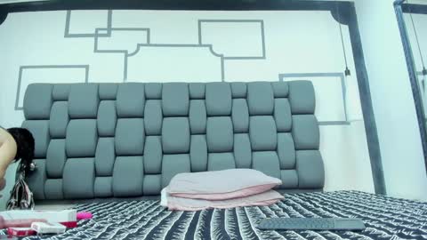 Jade  online show from 26, 12, 2024