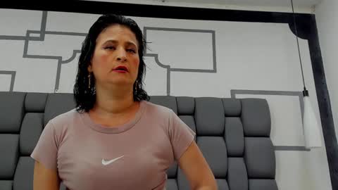 Jade  online show from 30, 12, 2024