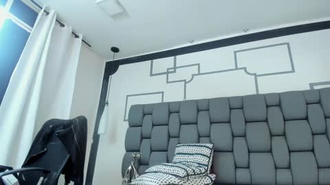 Jade  online show from 8, 2, 2025