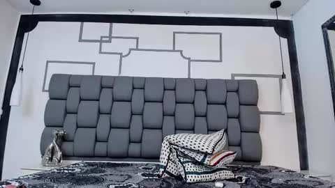 Jade  online show from 19, 2, 2025