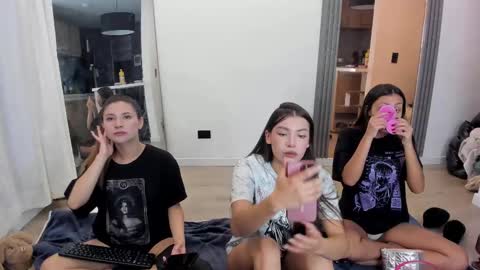 Jade online show from 7, 3, 2025