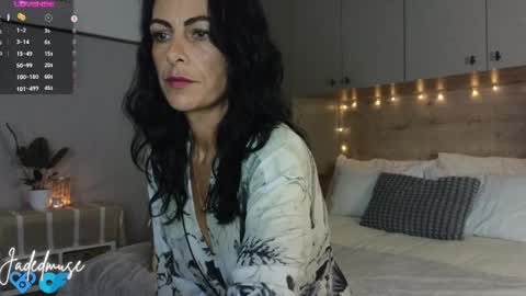 Jade online show from 5, 4, 2026