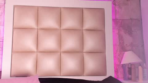 Snapshot of jadeestudios chatting on 24, 1, 2025 jadeestudios online show from 24, 1, 2025