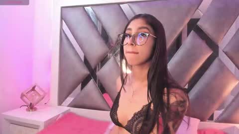 Snapshot of jadeestudios chatting on 22, 2, 2025 jadeestudios online show from 22, 2, 2025