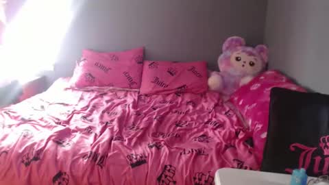 Snapshot of jadelondonxo chatting on 23, 2, 2026 Jade online show from 23, 2, 2026