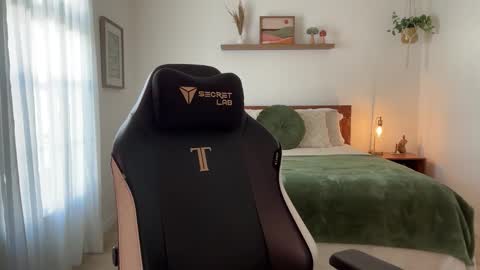 Snapshot of jadelove_ chatting on 16, 1, 2026 Jade Love online show from 16, 1, 2026