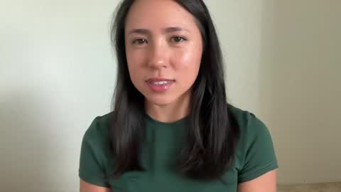 Snapshot of jadelove_ chatting on 22, 4, 2026 Jade Love online show from 22, 4, 2026