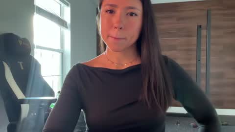 Snapshot of jadelove_ chatting on 15, 7, 2026 Jade Love online show from 15, 7, 2026