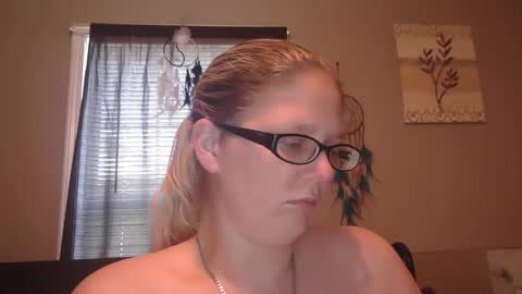 Snapshot of jadeluv chatting on 9, 3, 2025 JadeLuv online show from 9, 3, 2025