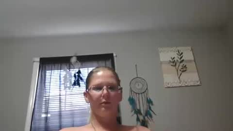 JadeLuv online show from 15, 11, 2025