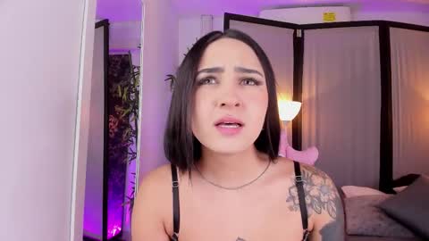 JADE online show from 5, 12, 2025