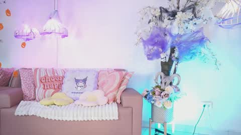 Jade Summer online show from 23, 10, 2025