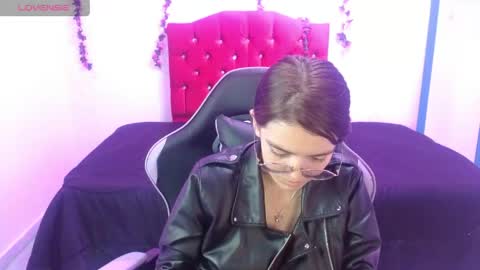 Snapshot of jaide412638 chatting on 26, 5, 2026 jaide412638 online show from 26, 5, 2026