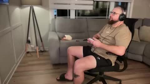 Jake online show from 2, 11, 2025