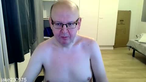 Snapshot of jake230975 chatting on 2, 2, 2026 Jake2309 online show from 2, 2, 2026