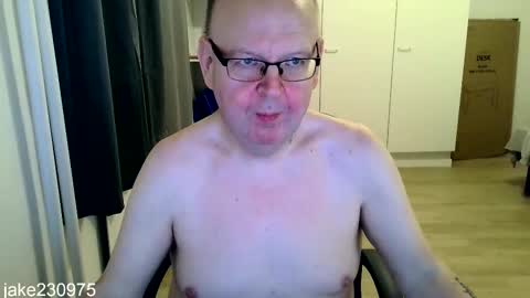 Snapshot of jake230975 chatting on 4, 2, 2026 Jake2309 online show from 4, 2, 2026