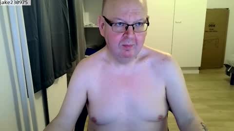 Snapshot of jake230975 chatting on 4, 3, 2026 Jake2309 online show from 4, 3, 2026