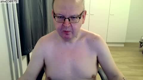 Snapshot of jake230975 chatting on 4, 4, 2026 Jake2309 online show from 4, 4, 2026