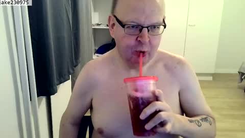 Snapshot of jake230975 chatting on 5, 4, 2026 Jake2309 online show from 5, 4, 2026