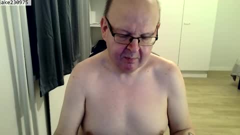 Snapshot of jake230975 chatting on 18, 4, 2026 Jake2309 online show from 18, 4, 2026