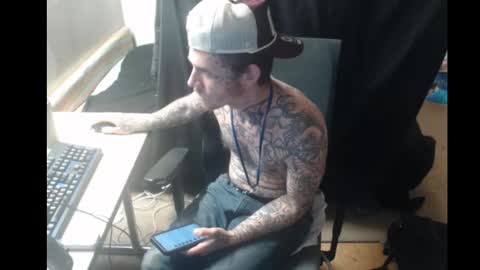 showingitoff online show from 26, 11, 2025