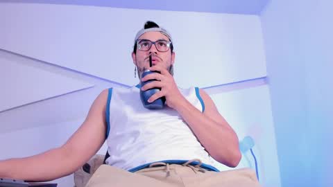 Jake  online show from 10, 4, 2026