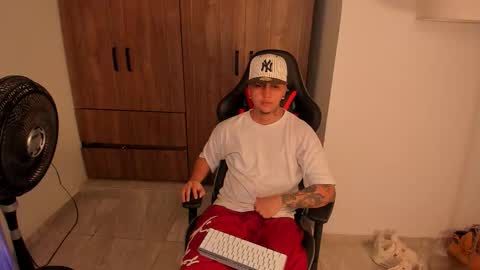 Snapshot of jake_pons chatting on 9, 1, 2026 Jake Pons online show from 9, 1, 2026