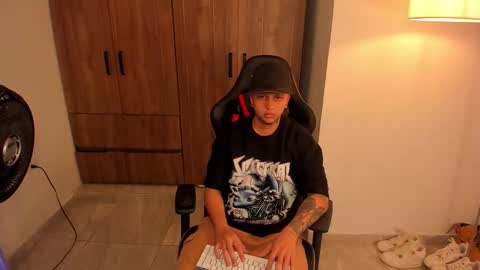 Snapshot of jake_pons chatting on 14, 1, 2026 Jake Pons online show from 14, 1, 2026