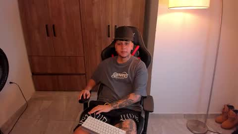 Snapshot of jake_pons chatting on 4, 2, 2026 Jake Pons online show from 4, 2, 2026