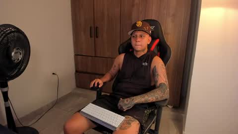 Snapshot of jake_pons chatting on 13, 3, 2026 Jake Pons online show from 13, 3, 2026