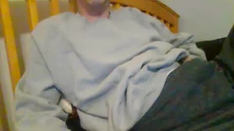 Snapshot of jakecambridge chatting on 4, 4, 2026 Jake Cambridge online show from 4, 4, 2026