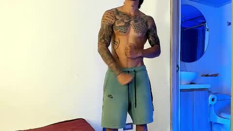 Snapshot of jakee_brown chatting on 14, 2, 2025 Santiago online show from 14, 2, 2025