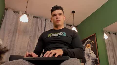 Snapshot of jakee_tyler chatting on 25, 10, 2025 Jake Tyler online show from 25, 10, 2025