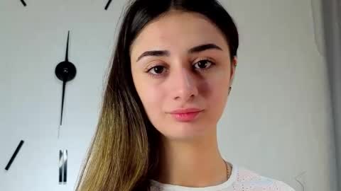 Snapshot of jaleesasahler chatting on 22, 11, 2025 Iris online show from 22, 11, 2025