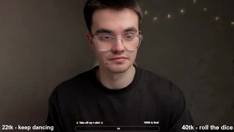 Snapshot of jame_flow chatting on 4, 3, 2025 Hey there Im Jame online show from 4, 3, 2025