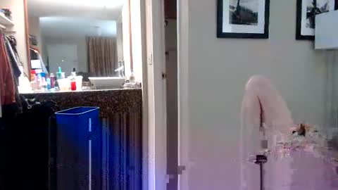 Snapshot of james30cup chatting on 16, 4, 2026 what you in too online show from 16, 4, 2026