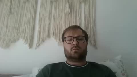 Snapshot of james_heron chatting on 22, 4, 2026 James Heron online show from 22, 4, 2026