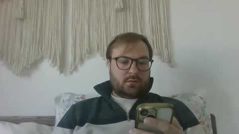 Snapshot of james_heron chatting on 24, 4, 2026 James Heron online show from 24, 4, 2026