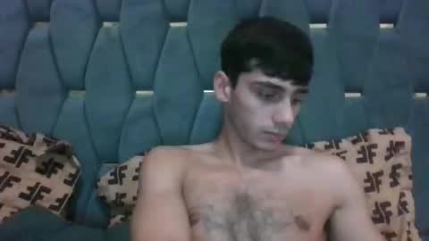 Snapshot of james_qss8 chatting on 5, 12, 2025 James online show from 5, 12, 2025