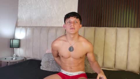 jamesgolden_ online show from 30, 11, 2025