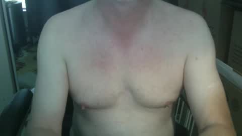 Snapshot of jamesray722 chatting on 11, 9, 2025 jamesray722 online show from 11, 9, 2025