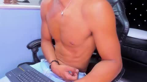 Jamesshott  online show from 7, 1, 2026