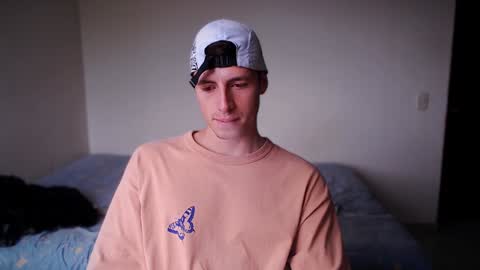 Snapshot of jamesss____ chatting on 5, 1, 2025 jamesss____ online show from 5, 1, 2025