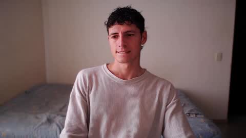 Snapshot of jamesss____ chatting on 7, 1, 2025 jamesss____ online show from 7, 1, 2025