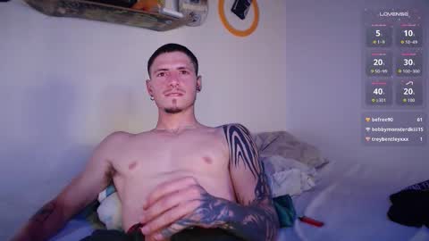 Snapshot of jamesss____ chatting on 22, 10, 2025 jamesss____ online show from 22, 10, 2025