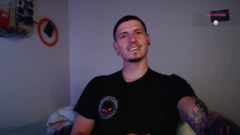 Snapshot of jamesss____ chatting on 26, 10, 2025 jamesss____ online show from 26, 10, 2025