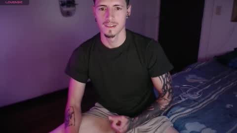 Snapshot of jamesss____ chatting on 20, 11, 2025 jamesss____ online show from 20, 11, 2025