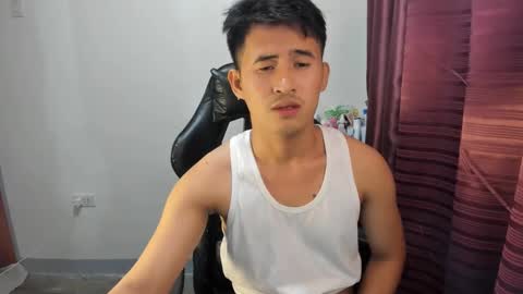 Snapshot of jamesthebigcockxxx chatting on 24, 1, 2025 jamesthebigcockxxx online show from 24, 1, 2025