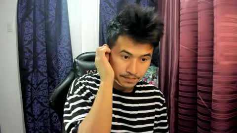 Snapshot of jamesthebigcockxxx chatting on 2, 2, 2025 jamesthebigcockxxx online show from 2, 2, 2025